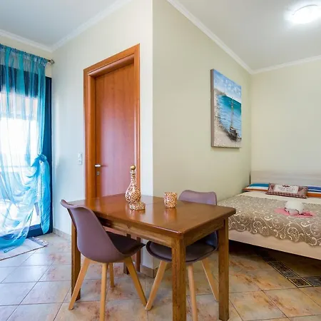 Happy Semesterbostad