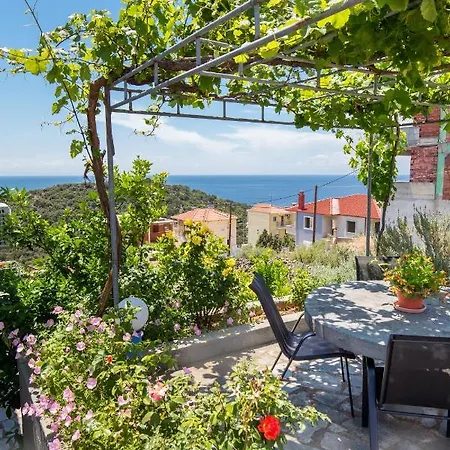 Happy Semesterbostad Skála Marión