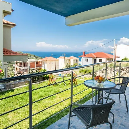 Holiday home Happy